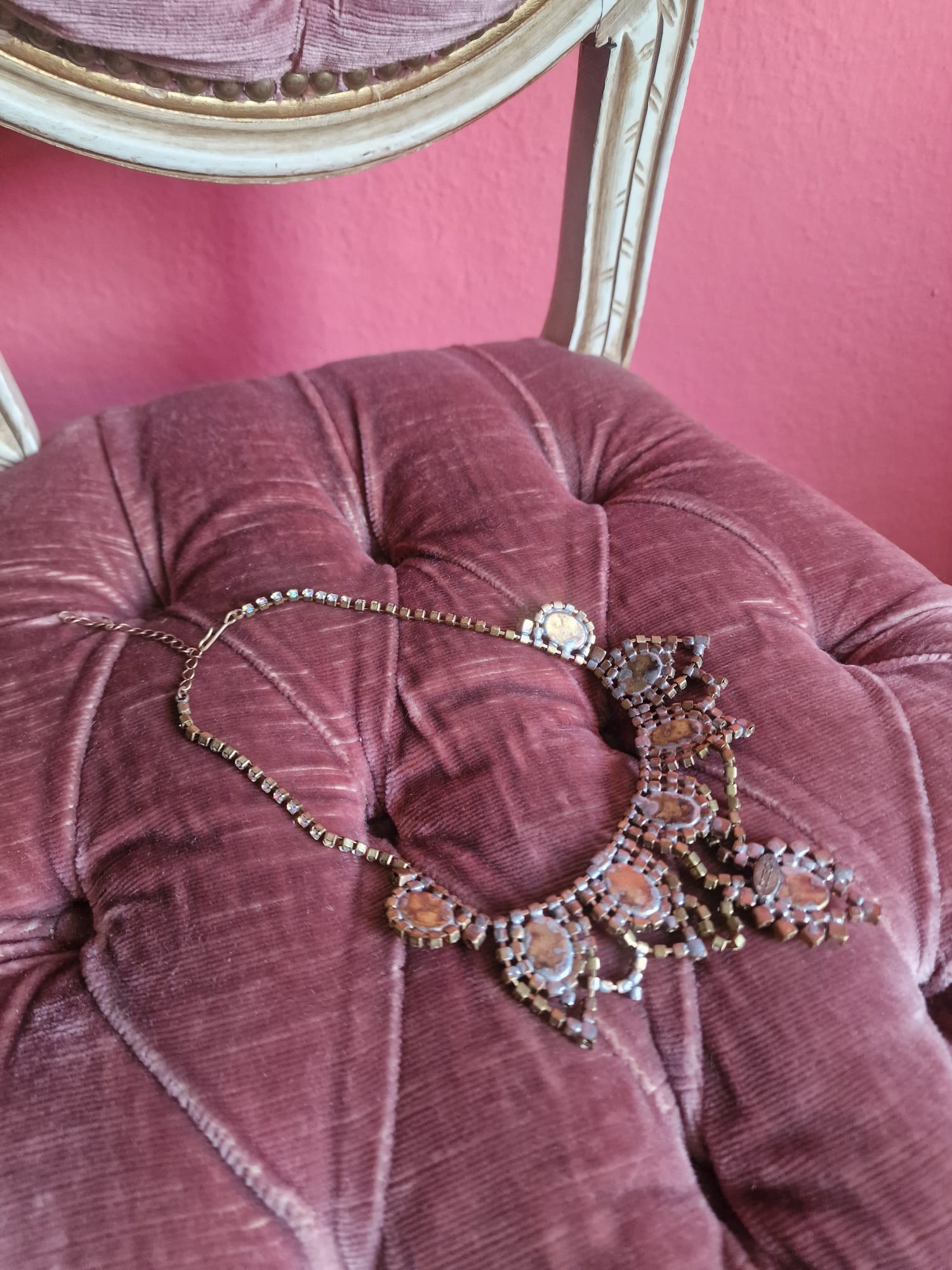 Fuchsia Cabochon & Crystal Statement Necklace – Vintage Rhinestone Bib